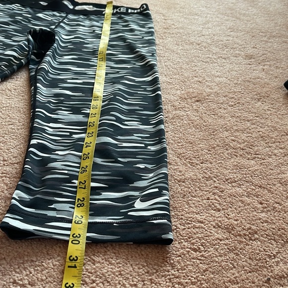 Nike Pro tight in good condition - Picture 4 of 9
